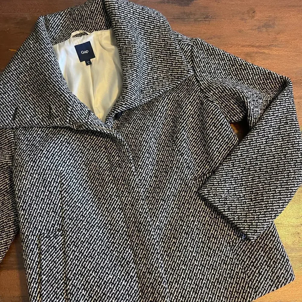 GAP Women's Tweed Wool Blend Coat jacket Size 6